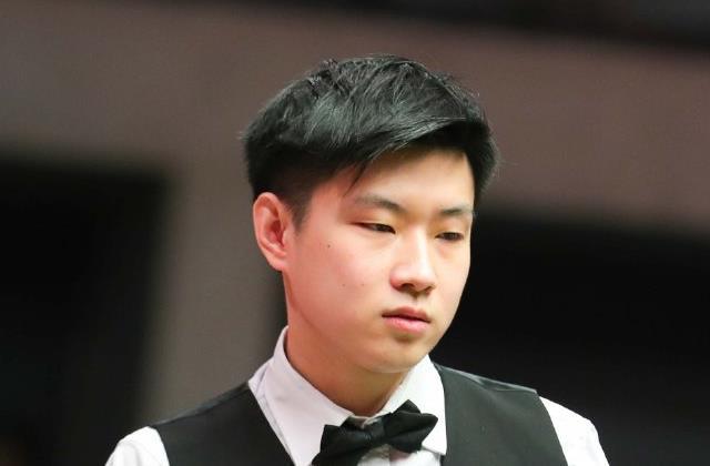 对阵中场强 对阵中场强