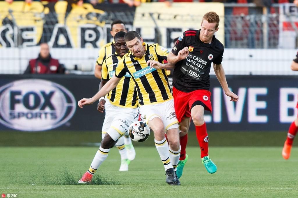 变比分的人 变比分的人